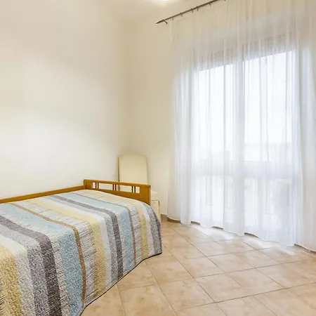 Cozy Near The Policlinico! شقة