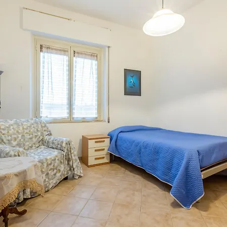 Lägenhet Guesthost - Cozy Near The Policlinico! *