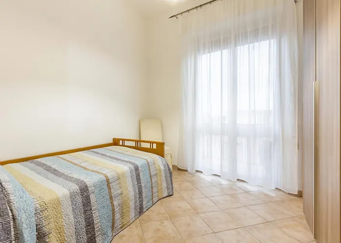 Guesthost - Cozy Near The Policlinico! アパート