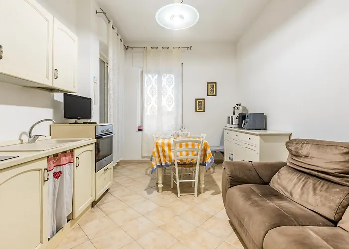Guesthost - Cozy Near The Policlinico! *